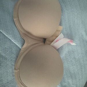 PINK Victoria's Secret Everywear Strapless Bra Push up strapless bra (32B)